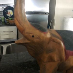 🤎Carved wood elephant 🐘
